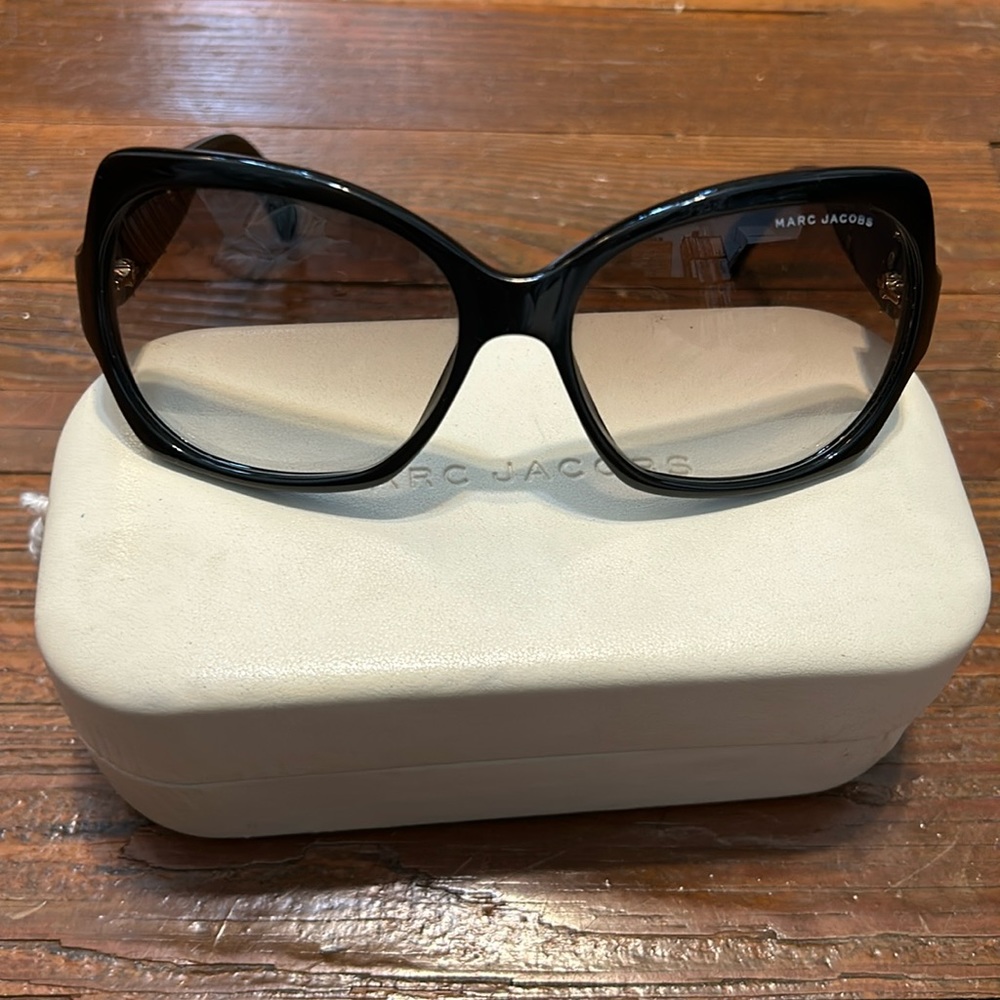 Women’s Marc Jacobs sunglasses